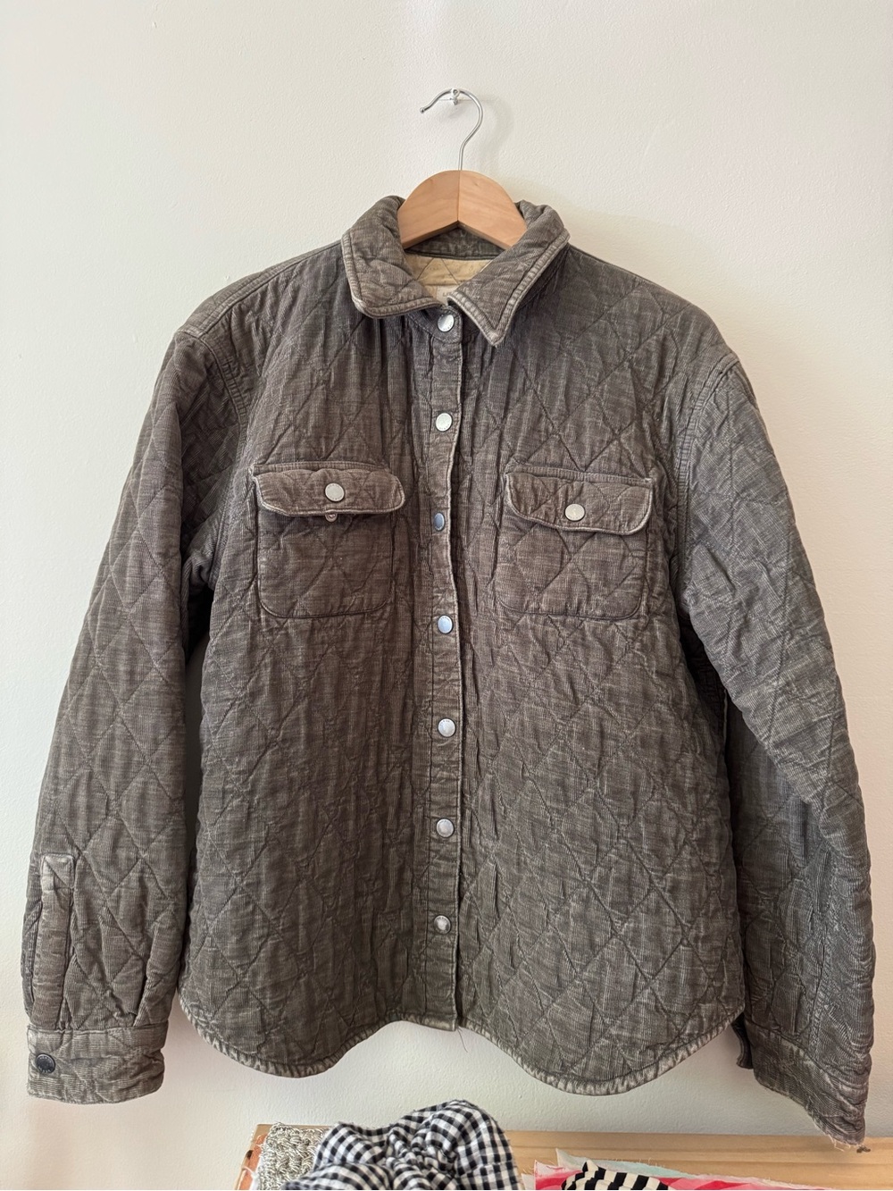 Quilted Button-Front Jacket - Grey